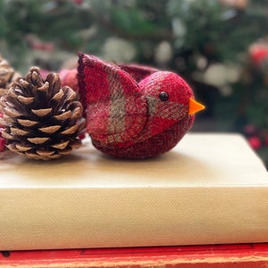 Red and Green Tweed Bird Ornament, Bird Christmas Decoration, Woodland Christmas, Cottage Holiday Decor, Bird Lover Gift, Gift for Mum