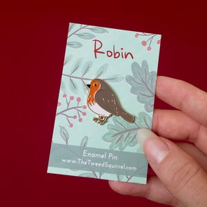 Robin Pin Badge, Robin Gifts, Bird Enamel Pin, Gifts for Bird Lovers, Bird Watching Gift, Bird Lover Gift for Women, Backpack Enamel Pin image 2