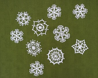 10 crochet snowflakes/ white snowflakes/ Christmas tree decor/ Christmas Decorations