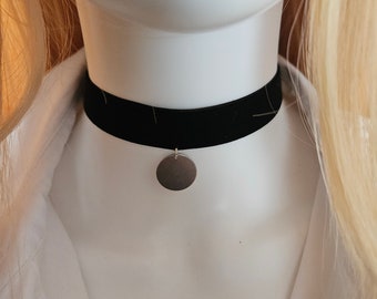 【NONCODE】Dano Velvet Choker One Piece Velvet One Piece Pirate Choker Necklace - Dare Fashion