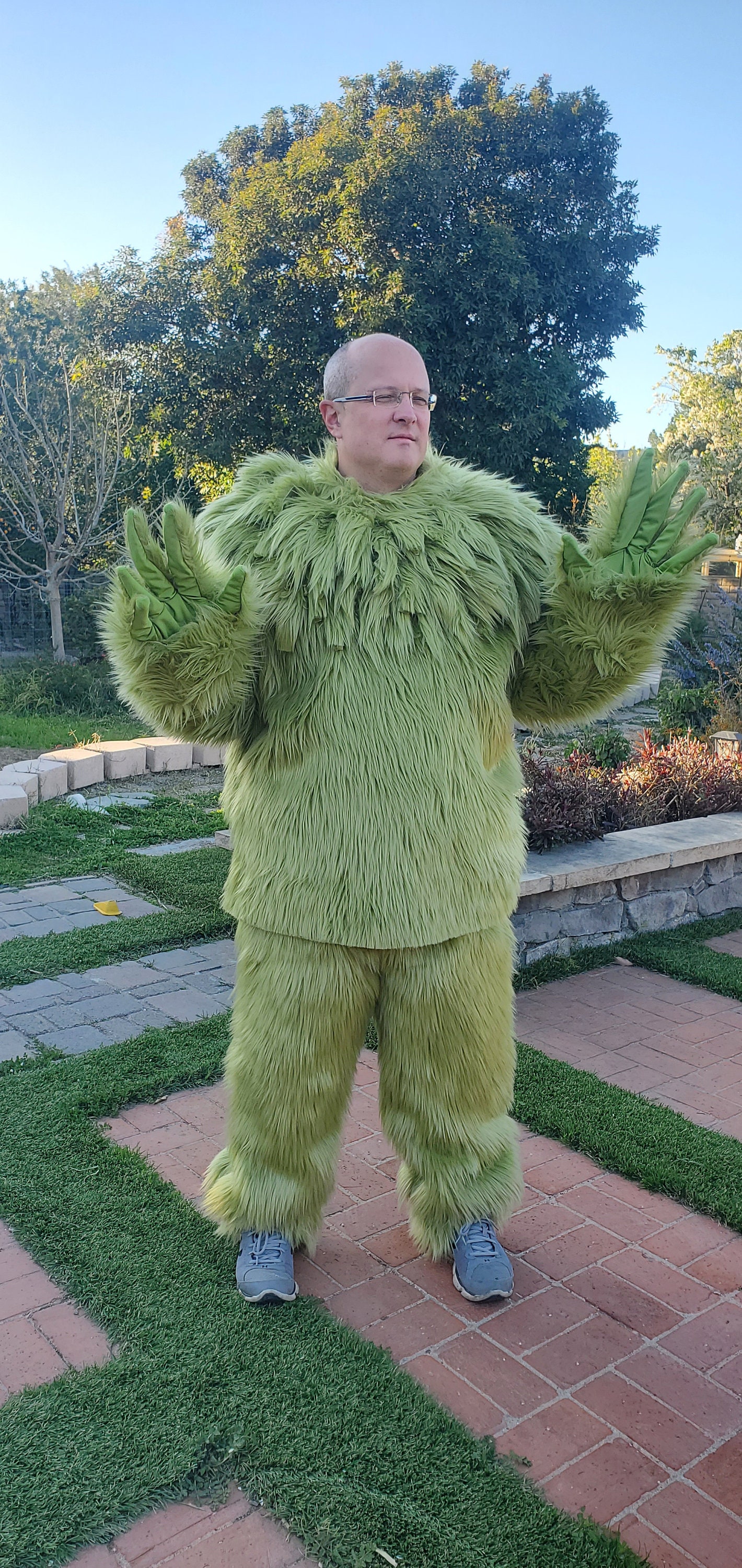 Grinch Body Costume. Bright Green or Olive Color. Halloween. Christmas