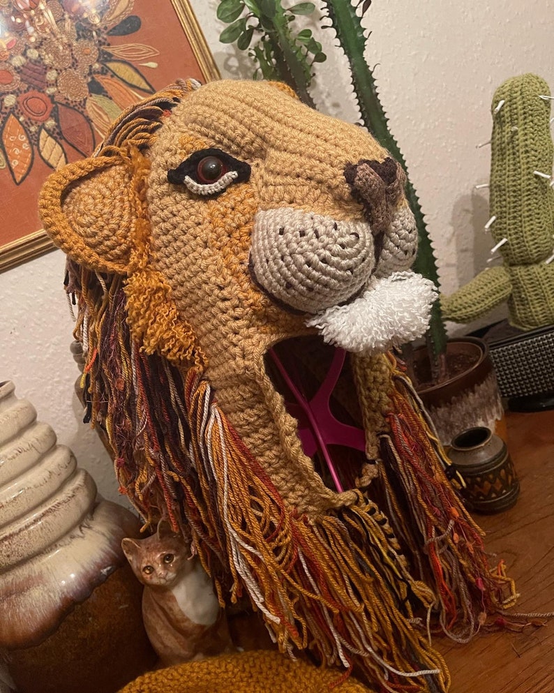 Lion hat image 9