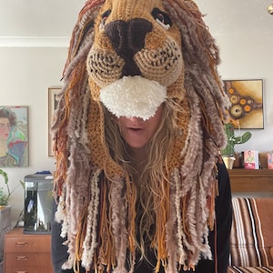 Lion hat image 7