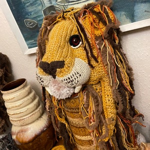 Lion hat image 6