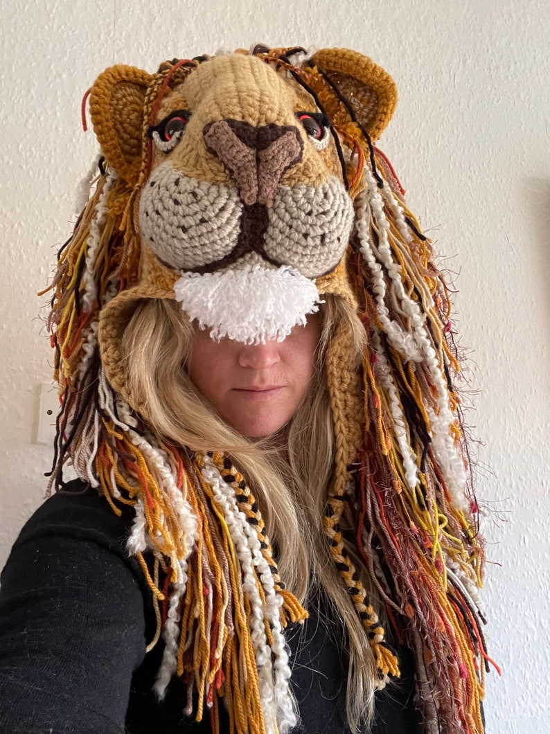 Lion hat image 1