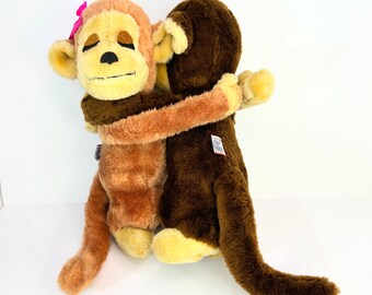 R. Dakin 1976 Hugging Boy Girl Monkeys Vintage Plush Korea