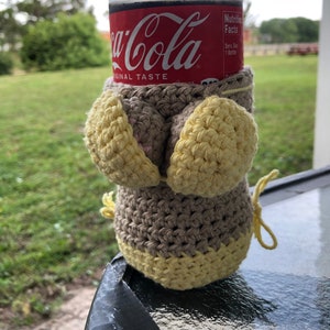 Bikini Cozy | can cozy | beer cozy | crocheted cozy | gifts for him | gifts for her | gag gift | white elephant | funny gift | Father’s Day