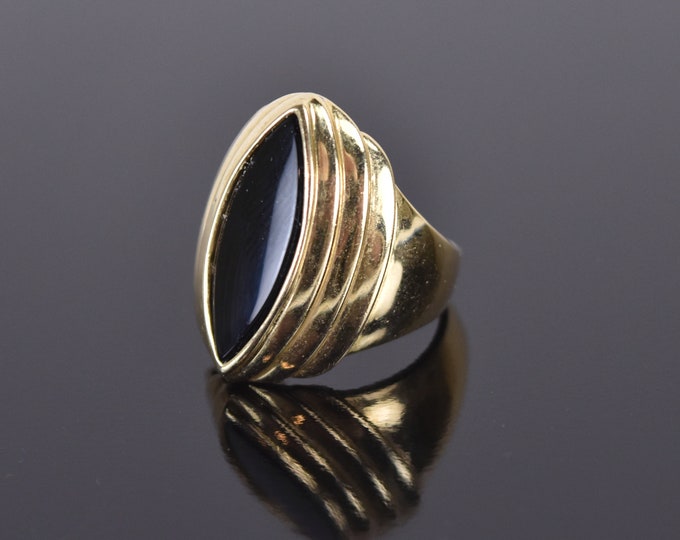 Vintage Estate Solid 14k Stepped Solid Gold Ring w Marquise Shape Onyx Center Stone