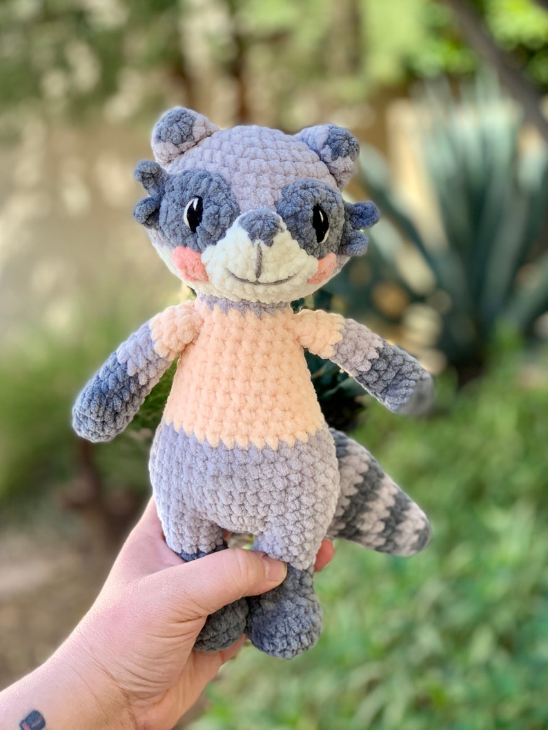 Fritz the Raccoon Back to School Crochet Amigurumi Pattern image 4