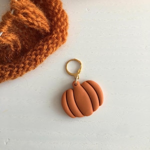 Marcador de punto con forma de calabaza / Artículos de tejido / Marcador de tejido / Marcador de crochet