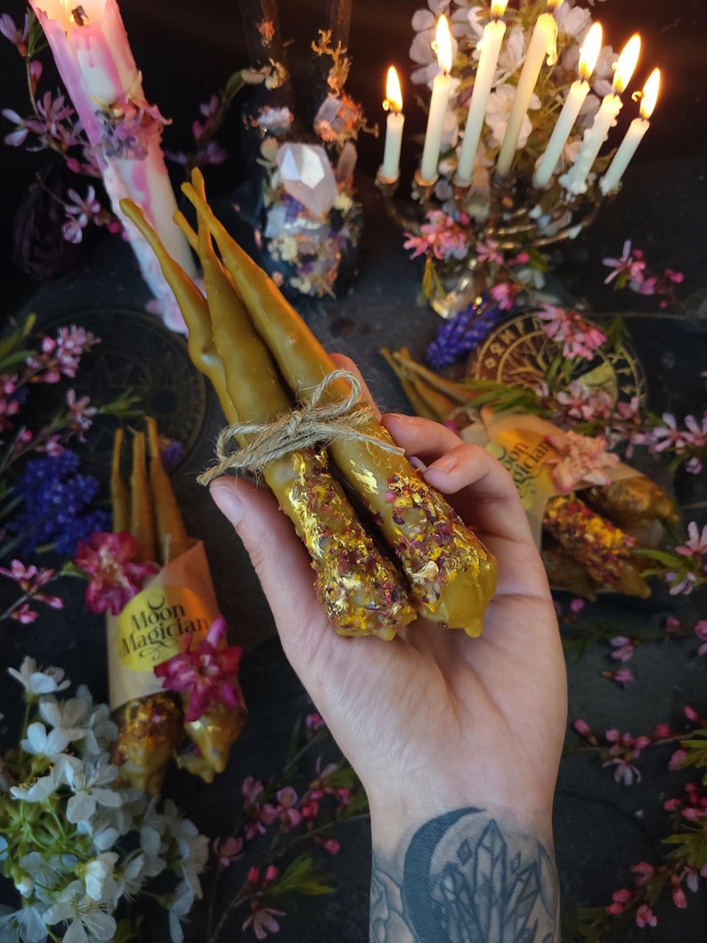 Beeswax Witchcraft Candles, Altar Ritual Set - Etsy