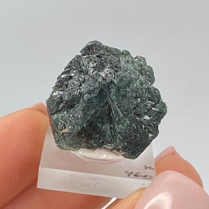 ALEXANDRITE Raw Crystal (10.5gr) ALEXANDRITE Crystal Rough Spcimen, Masvingo Zimbabwe