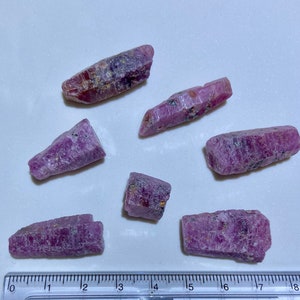 LOT 38.7 grams RUBY / RUBY Crystal