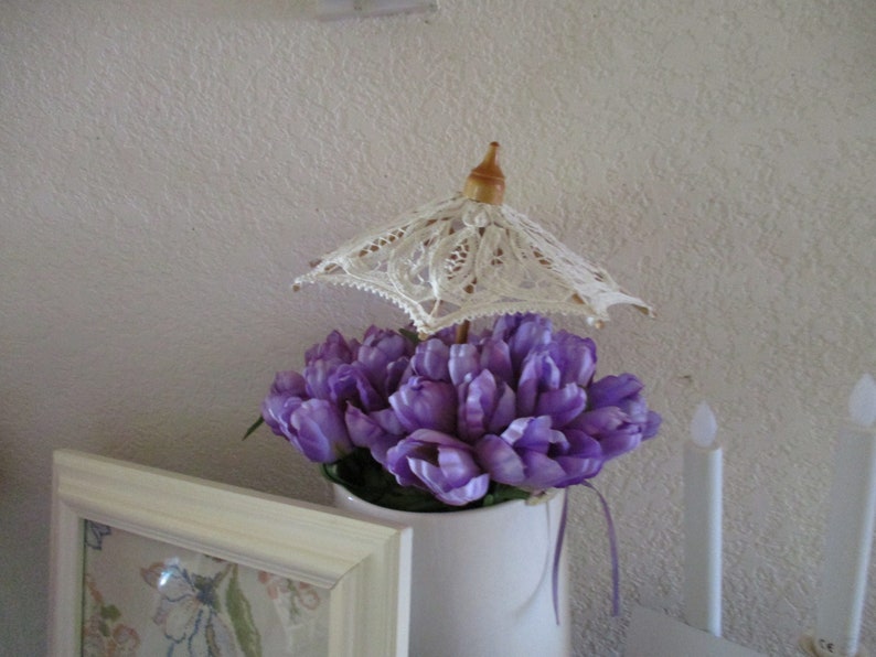 SMALL WEDDING BaTTENBURG LACE UmBRELLA PaRASOL Shower Decor or Prop for Photos