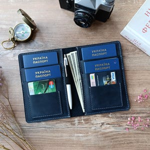 Familienpasshülle/6 Passhülle/4,6,8,10 Passhülle/Reisebrieftasche/Leder Reisebrieftasche/Monogrammierte Leder Reisebrieftasche