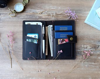 Leather Family passport holder, Personalized Leather Family Travel Wallet for  2, 3, 4 passports, Handmade passport cover, Christmas gift