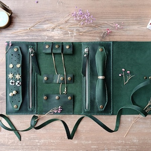 Travel jewelry case, travel jewelry organizer, jewelry organizer travel, jewelry roll, Bridesmaid Gifts, Necklace case, Christmas gift