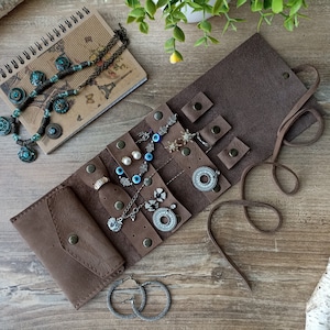Travel jewelry roll Leather organizer Jewelry Personalized Jewelry Travel Jewelry case Bridesmaid Gifts Necklace case Christmas gift