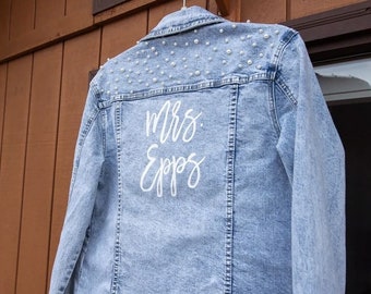 Personalized Denim Jacket with Pearls  - Bride Personalized Jean Jacket - Bridal Party Personalized Jean Jacket - Engagement Gift -
