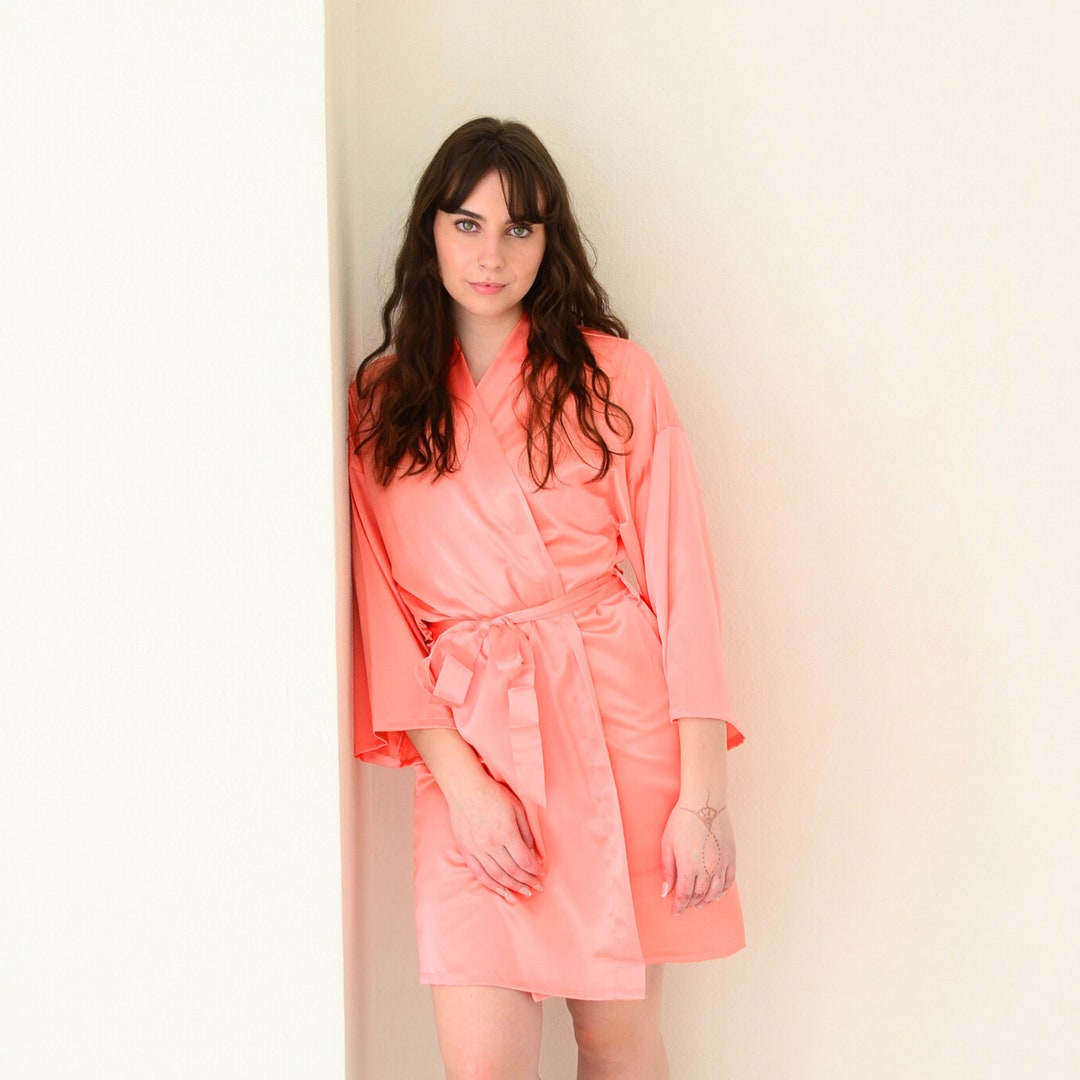 Coral Satin Bridesmaid Robe – Bridal Party Gift - Etsy