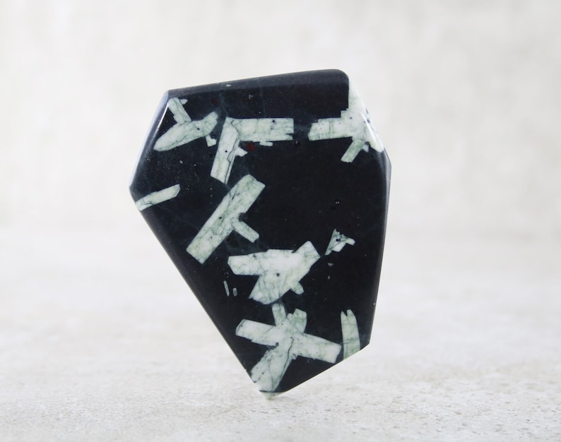 Chinese Writing Rock Loose Stone Cabochon Rare Collector Stone Black /& White Gemstone Cabochon Chinese Writing Stone Designer Cabochon