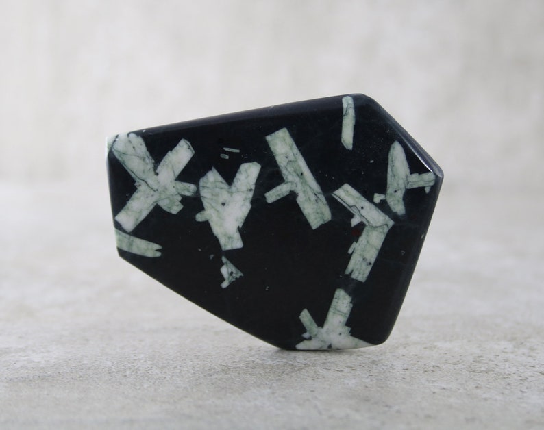 Chinese Writing Rock Loose Stone Cabochon Rare Collector Stone Black /& White Gemstone Cabochon Chinese Writing Stone Designer Cabochon