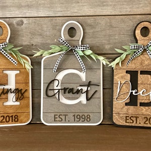 Personalized Cutting Boards Family Name Cutting Board Wedding Gift Cutting Board Custom Christmas Gift Family Name Gift for Mom Bild 9