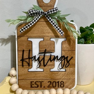 Personalized Cutting Boards Family Name Cutting Board Wedding Gift Cutting Board Custom Christmas Gift Family Name Gift for Mom White Back/ Wood