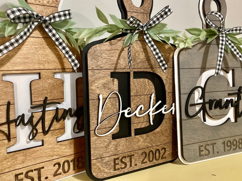 Personalized Cutting Boards Family Name Cutting Board Wedding Gift Cutting Board Custom Christmas Gift Family Name Gift for Mom Bild 1