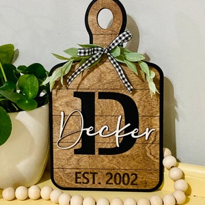 Personalized Cutting Boards Family Name Cutting Board Wedding Gift Cutting Board Custom Christmas Gift Family Name Gift for Mom Black Back/ Wood