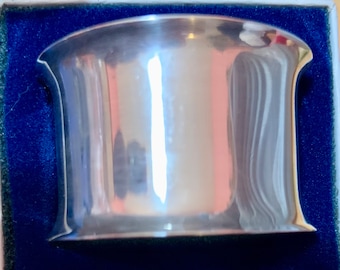 Wallace Silversmiths silver plated  set of six 5.95 shipping