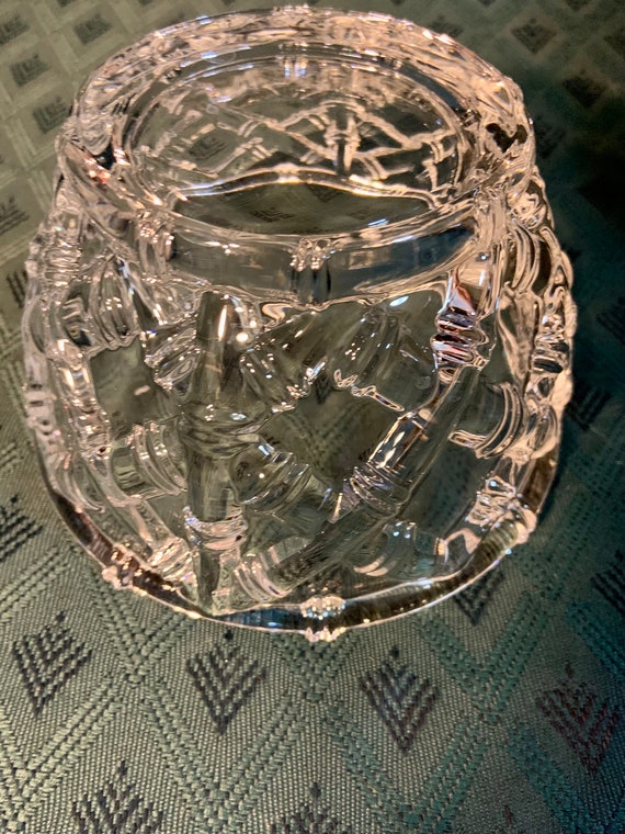 Tiffany & Co. Crystal Glass Bamboo Lattice Design Bowl Heavy