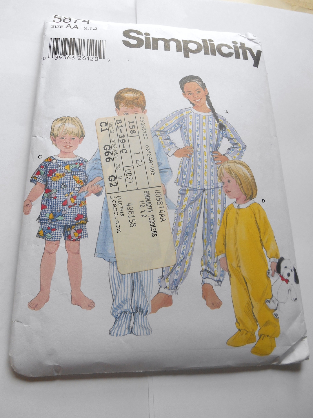 5874 Simplicity 2002 Sewing Pattern Childs Sleepwear and Robe Sizes 1/2 ...