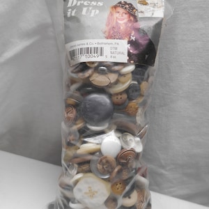 Buttons - Dress It Up - Natural Color Mix- Jesse James Button Value Pack
