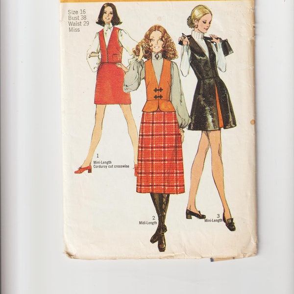 Vintage Simplicity 8978 Juniors and Misses Vest and Skirt Size 16 1970s CUT