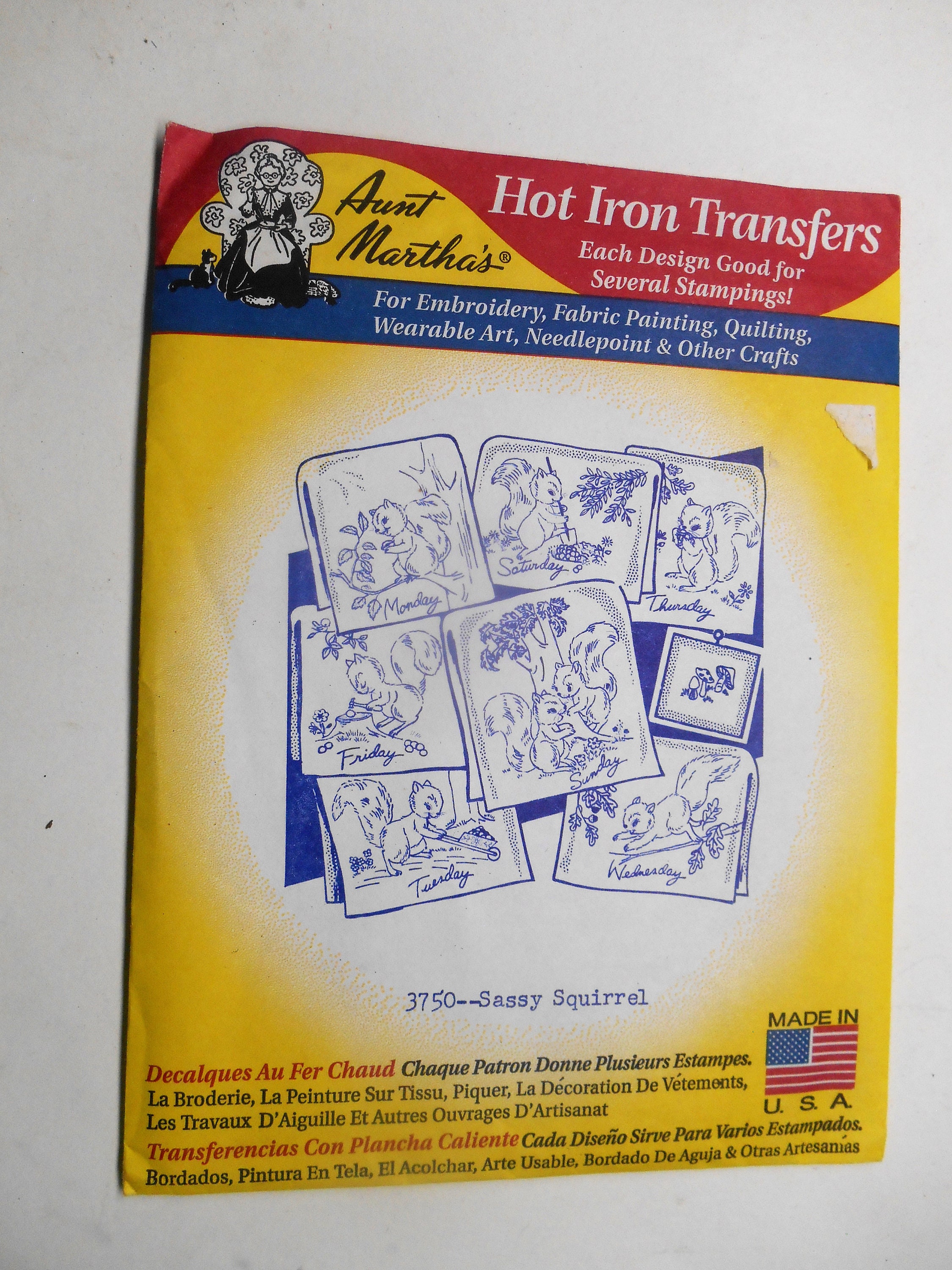 Aunt Martha's Iron-on Transfer Pattern Book European Delights # 401 —  Rocking Chair Quilts