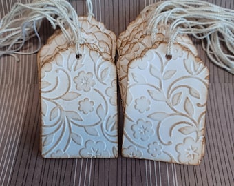 Embossed flower gift tags, Flower tags, White embossed gift tags, Wedding tags, Set of 25