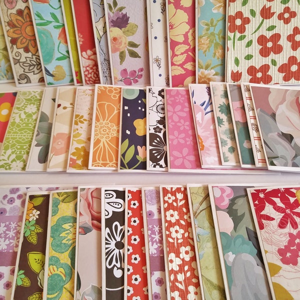 Floral mini note cards, Bulk mini note cards, Assorted floral mini notecards, Set of 25 or 100, 3 x 3 cards. Not suitable for mailing.