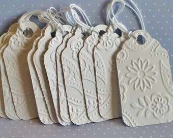 Sets of 25 White embossed flower tags, Wedding tags, Favor tags, Blank tags, Paper tags, Gift tags, Floral embossed tags