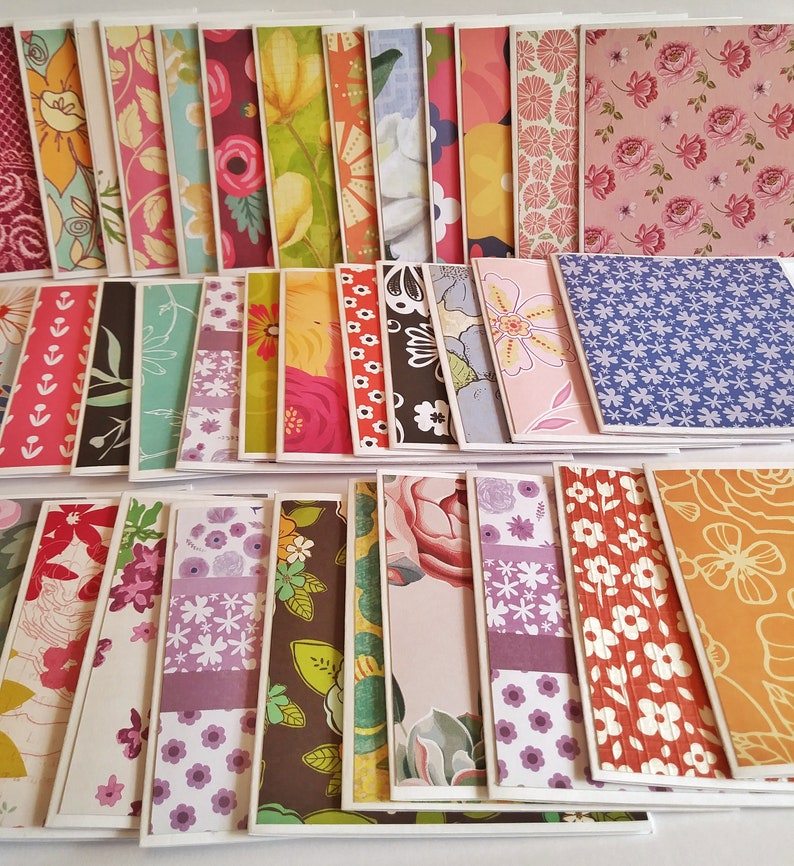 Floral mini note cards, Bulk mini note cards, Assorted floral mini notecards, Set of 25 or 100, 3 x 3 cards. Not suitable for mailing.