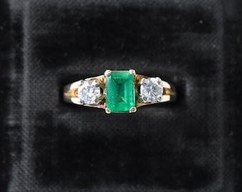 Vintage Estate Emerald Diamond Trilogy Engagement 14K Yellow Gold Size 7, 14ct Estate Jewelry Luna Merchant - The Emerald Everlasting Ring