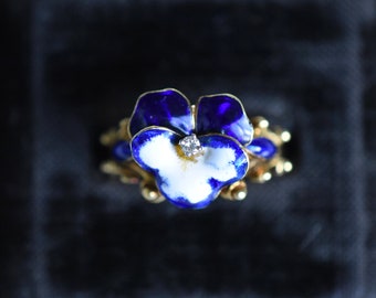 The Pansy Ring