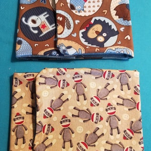 Sok Monkey & Cartoon Dogs