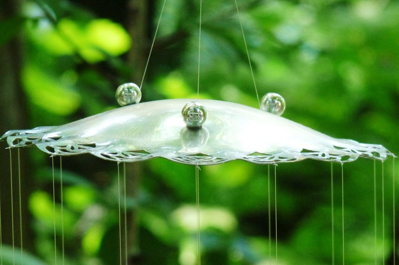 Ornate Delicately Patterned Trifoot Serving Plate /& Spiral School of Spoon Fish Windchime-Happy Anniversary Gift-Perfect for the Special One