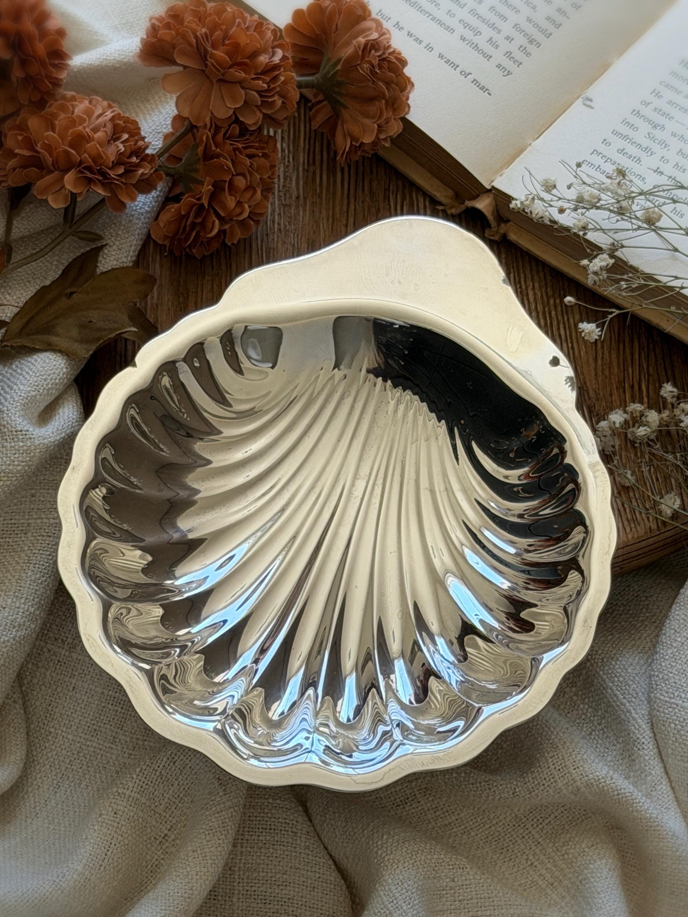 Vintage Oneida Silversmiths Silver Plated Shell Dish – Coastal