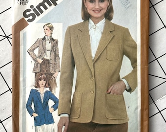 Simplicity 5202 Sewing Pattern Suit Jacket Blazer Lined Notched Collar Classic Work Business Princess Seams Pockets Size 10 Bust 32.5 UNCUT