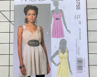 McCall's 5755 Sewing Pattern Tunic Top Summer Pleated Applique Sleeveless Cross V-neck Neckline Size 16 18 20 22 Bust 38 40 42 44 UNCUT