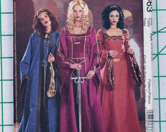 McCall's 3663 Halloween Costume Sewing Pattern Medieval Renaissance Dress Cape Princess Maiden Celtic Size 6 8 10 12 Bust 30 31 32 34 UNCUT
