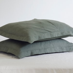 2 moos green PILLOWCASES 50x65cm (20&quot;x25&quot;) in oxford style, handmade of softened flax linen fabric