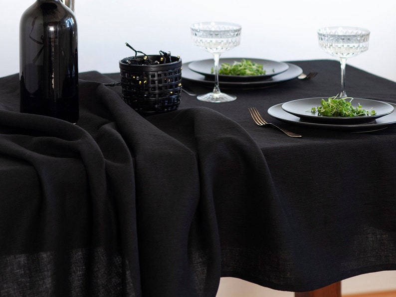 Leinen TISCHDECKE in schwarz aus 100 % reinem Flachsleinen, maßgefertigte Leinentischdecke, Tischdecke, Tischdecke quadratische, rechteckige Tischwäsche. Bild 2